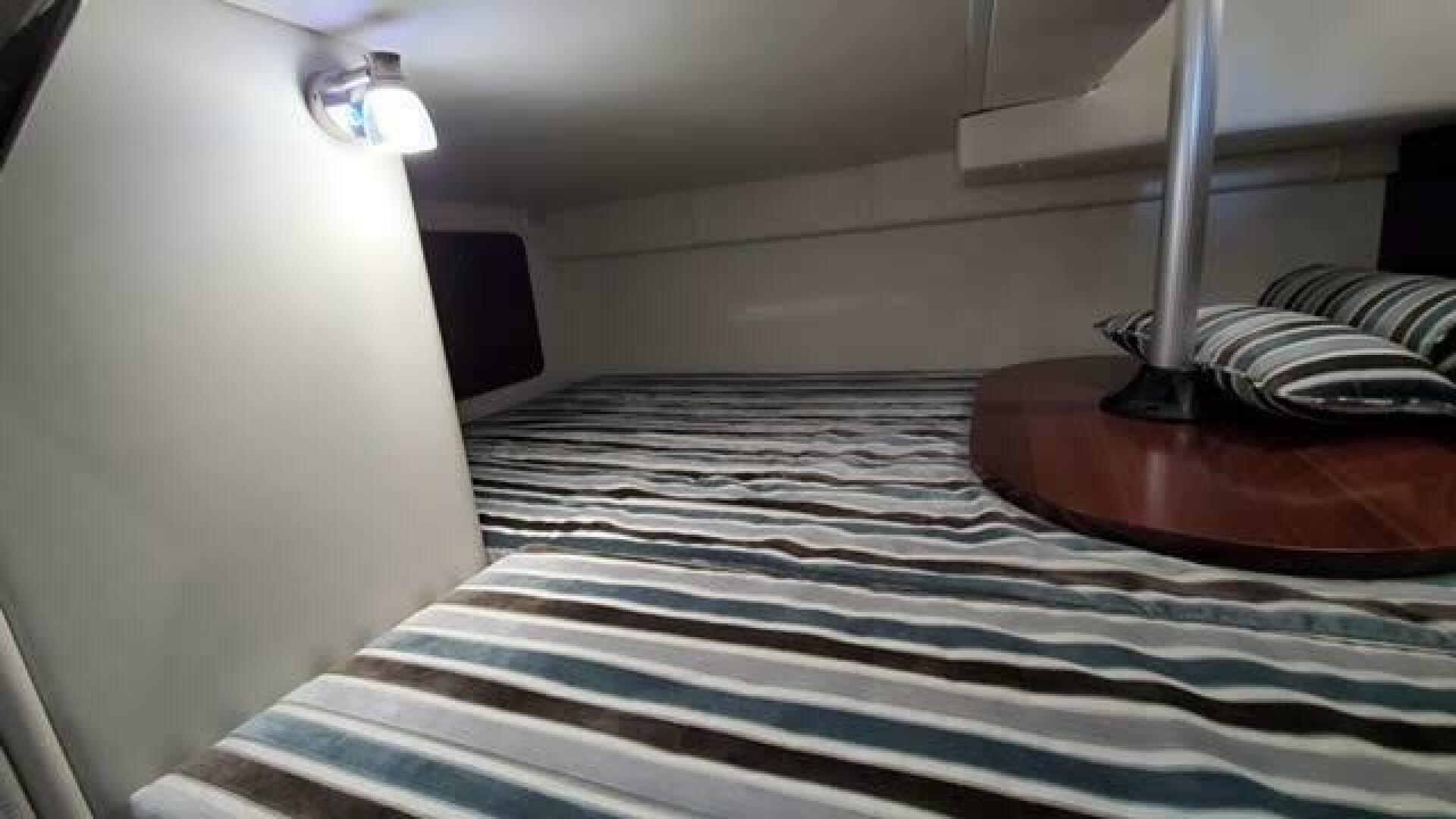 295 30ft Monterey Yacht For Sale