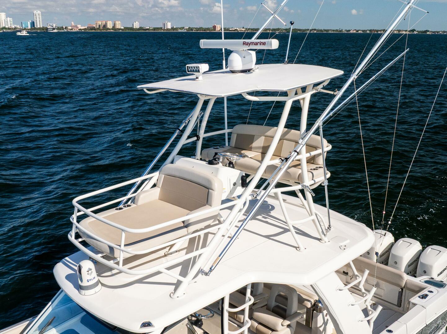 SMOKE SHOW 42ft Boston Whaler Yacht For Sale