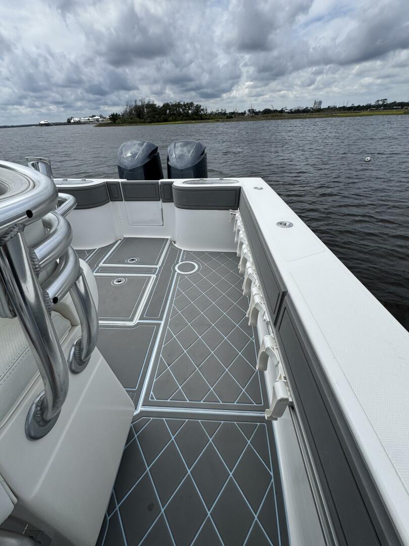 33ft SeaHunter Yacht For Sale