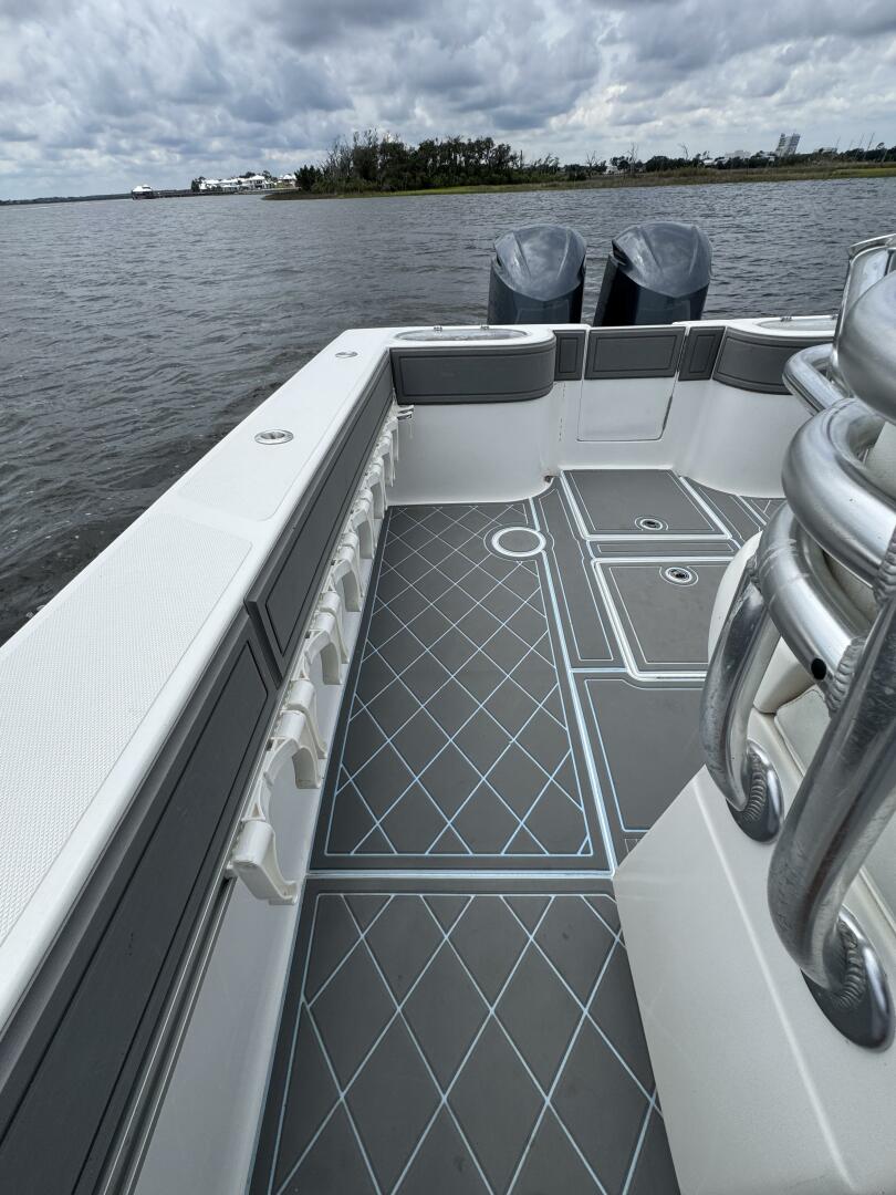 33ft SeaHunter Yacht For Sale
