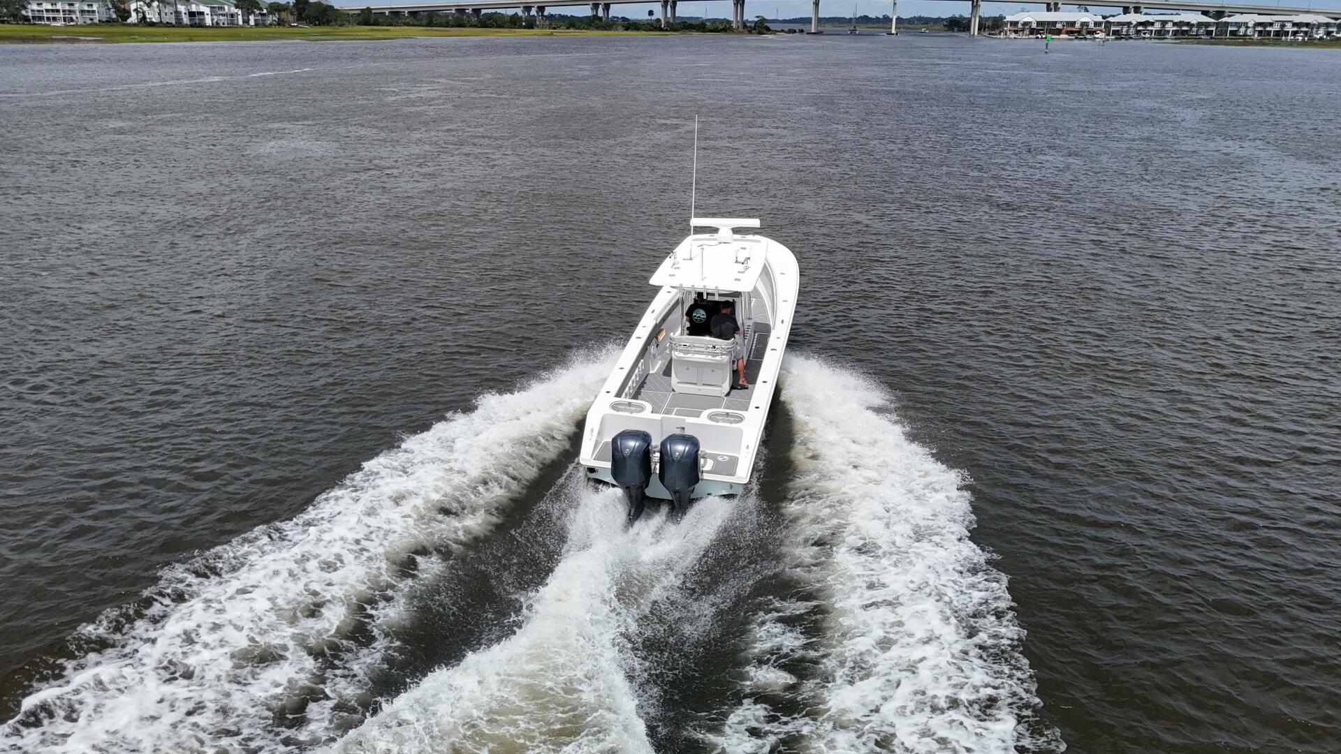 33ft SeaHunter Yacht For Sale