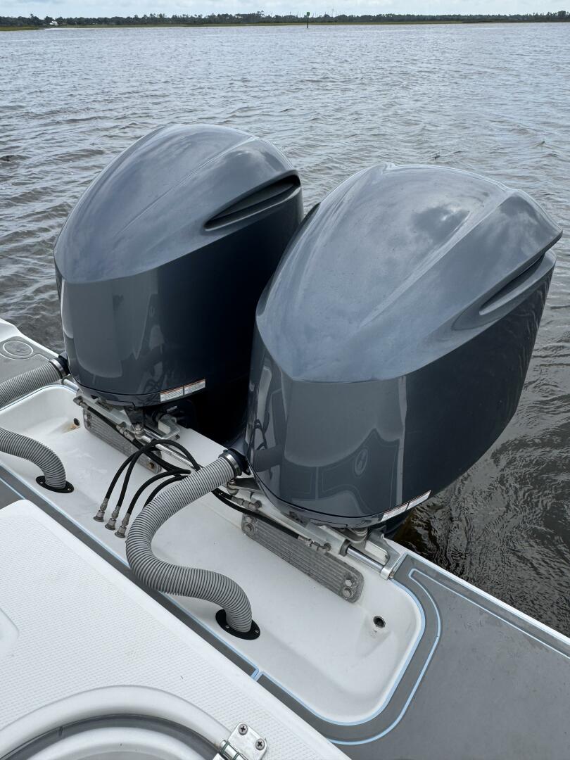 33ft SeaHunter Yacht For Sale