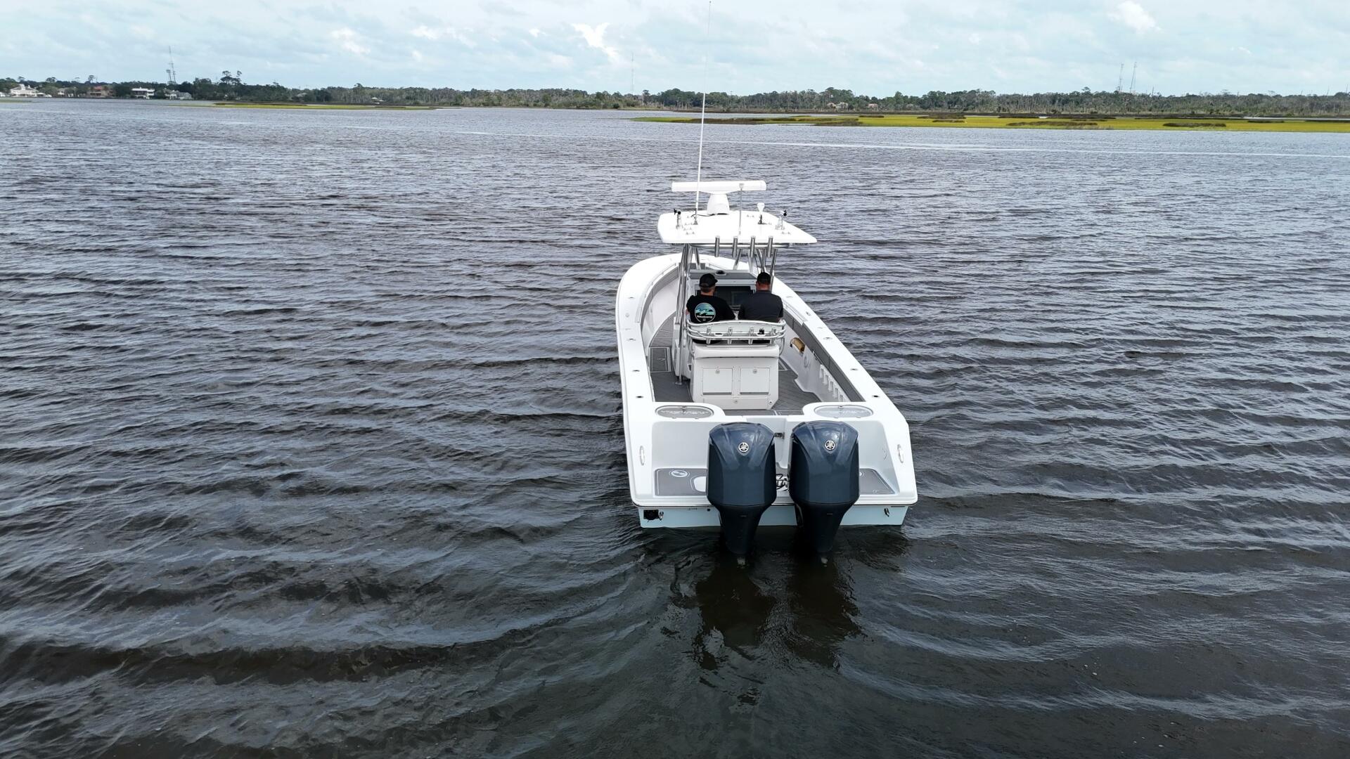 33ft SeaHunter Yacht For Sale