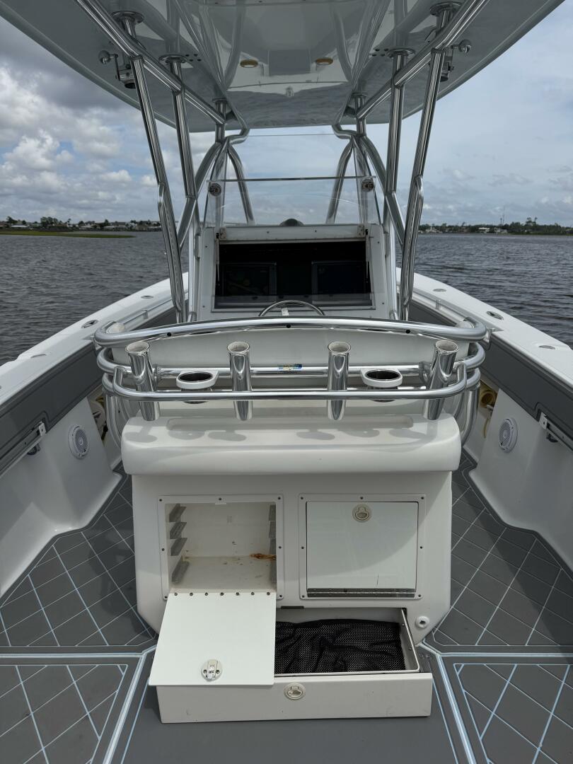 33ft SeaHunter Yacht For Sale