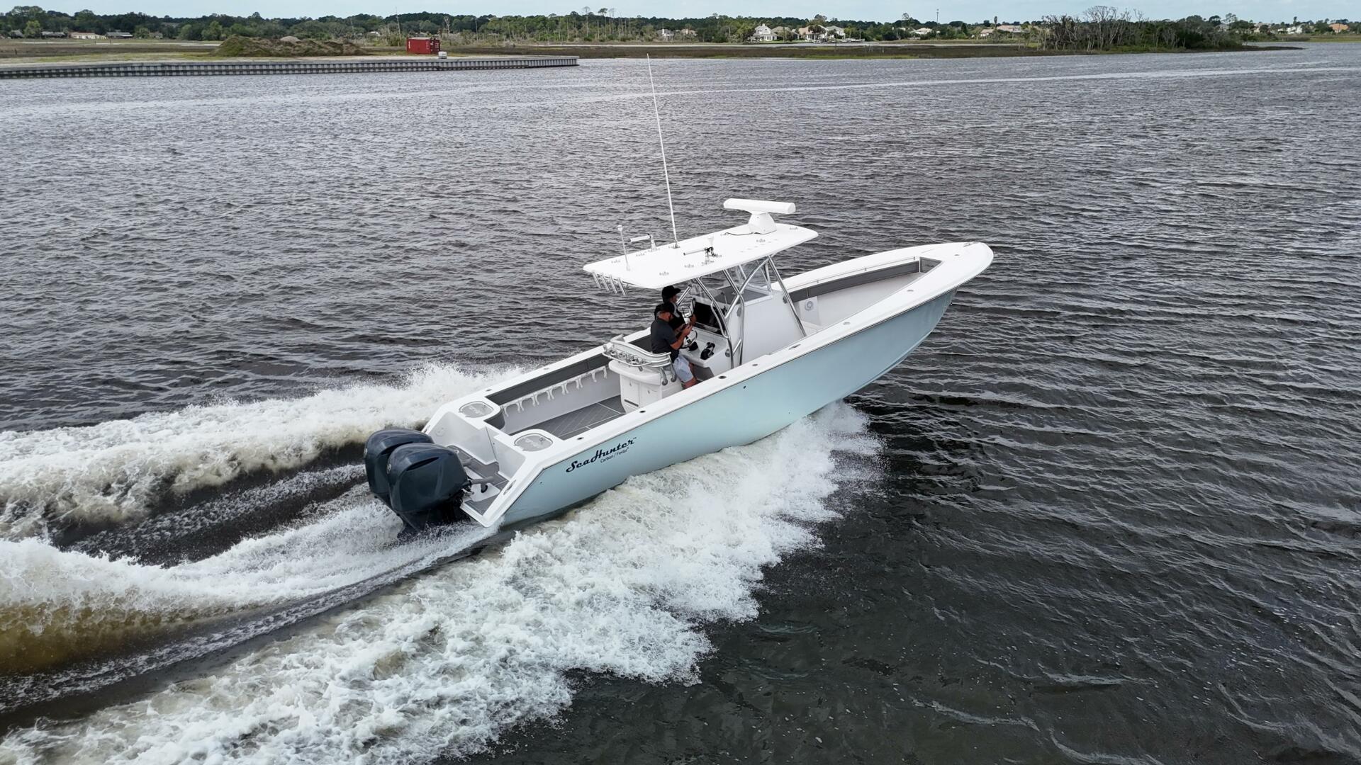 33ft SeaHunter Yacht For Sale