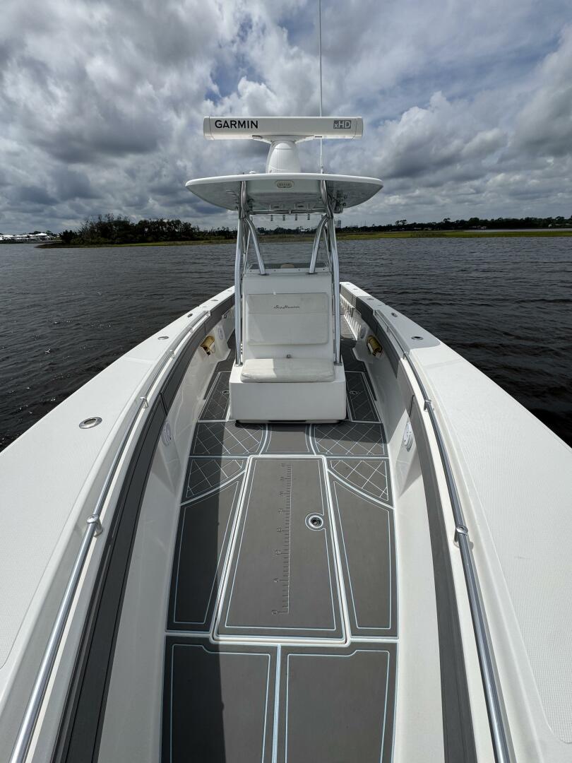 33ft SeaHunter Yacht For Sale