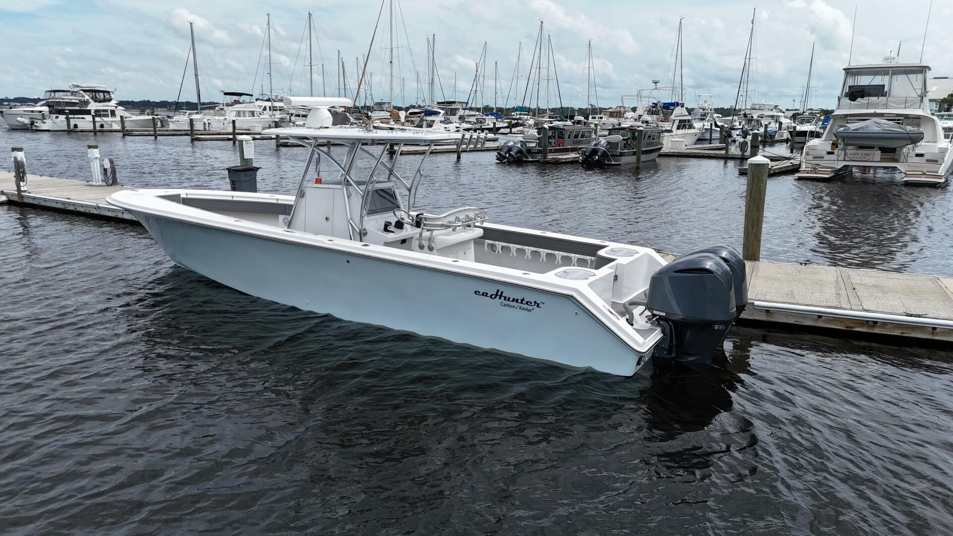 33ft SeaHunter Yacht For Sale