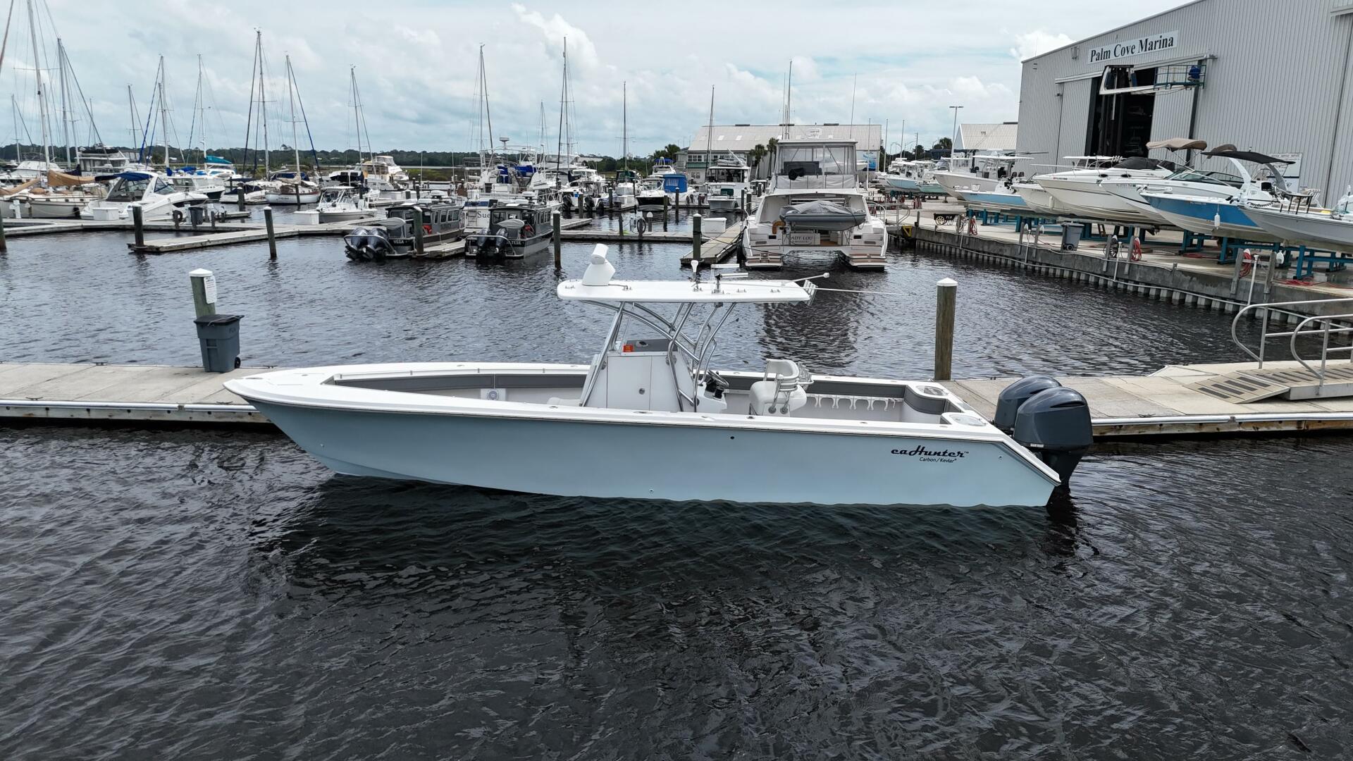 33ft SeaHunter Yacht For Sale