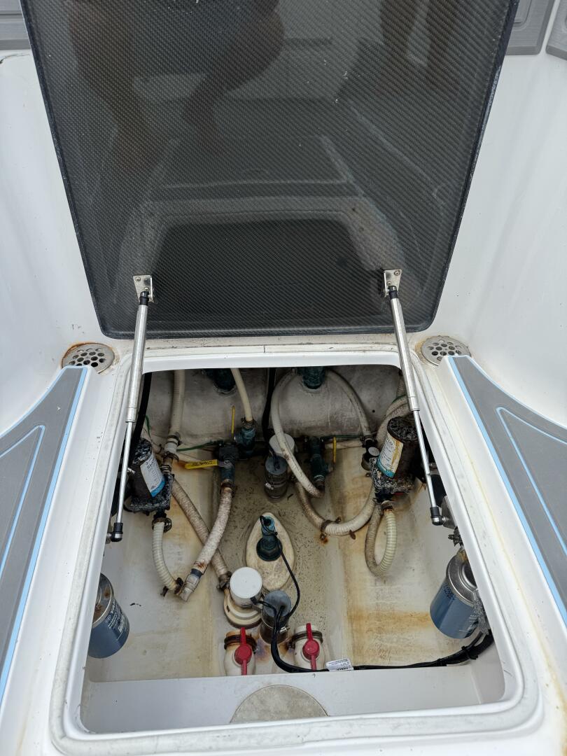 33ft SeaHunter Yacht For Sale