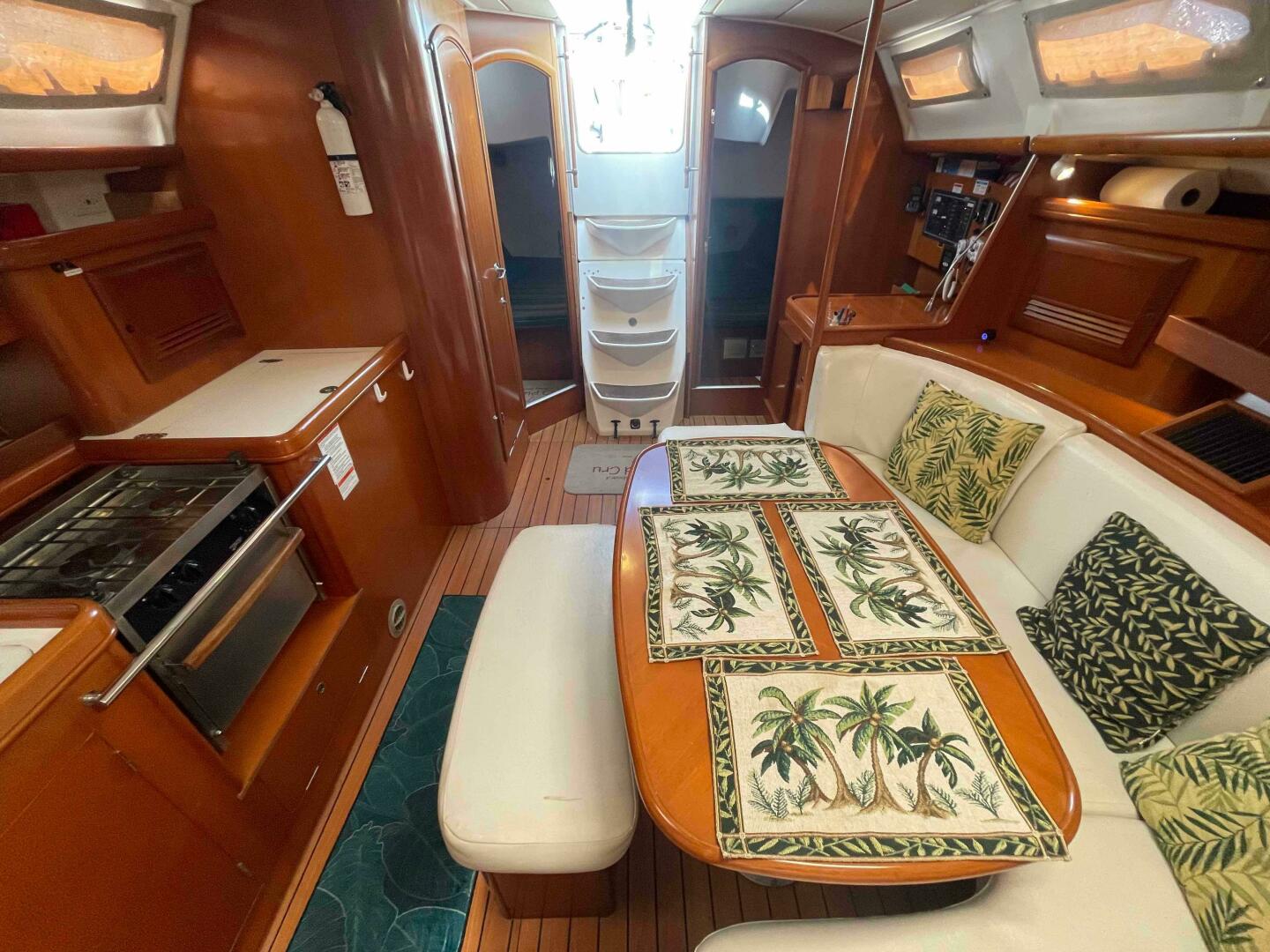 GRAND CRU 39ft Beneteau Yacht For Sale