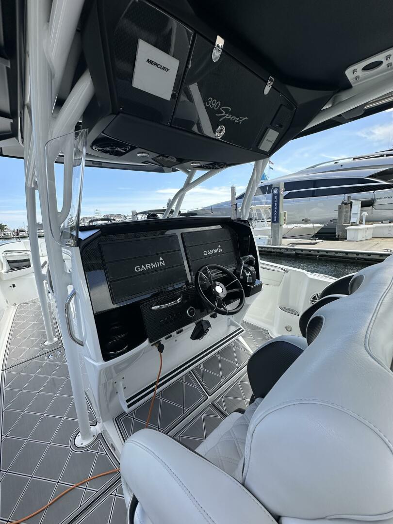39ft Nor Tech Yacht For Sale