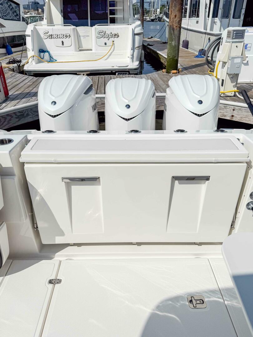 36ft Pursuit Yacht For Sale