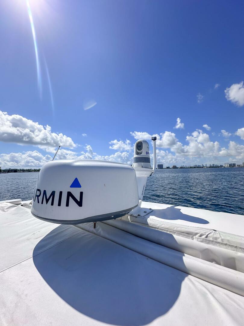 33ft Regal Yacht For Sale