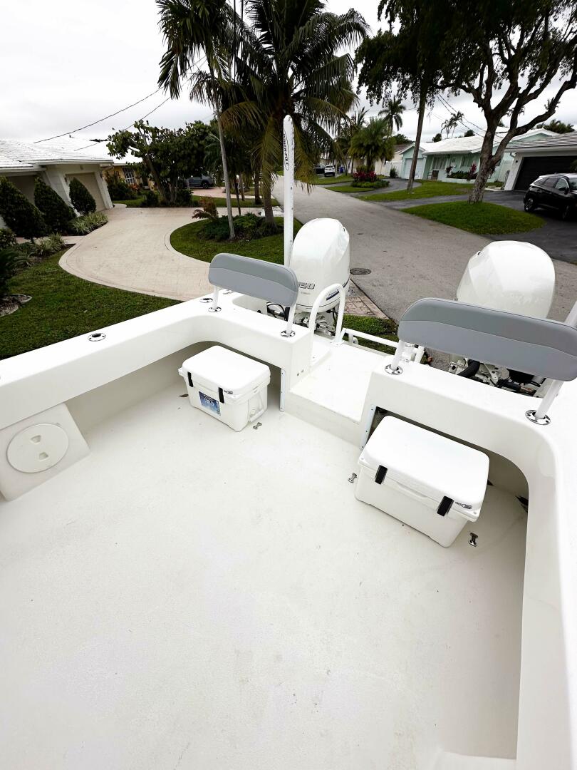 26ft Twin Vee Yacht For Sale