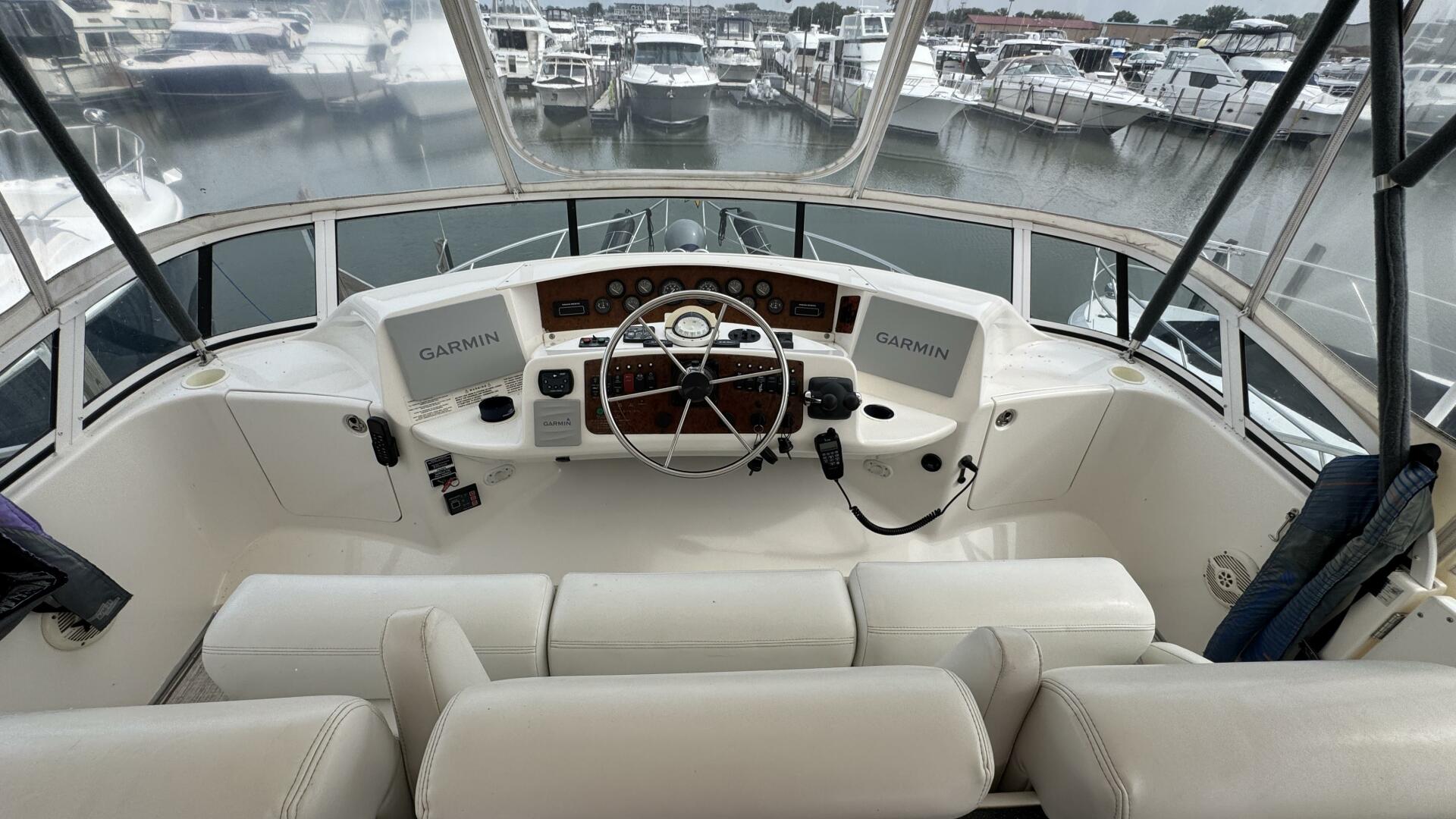 2004 Silverton 43 motor yacht