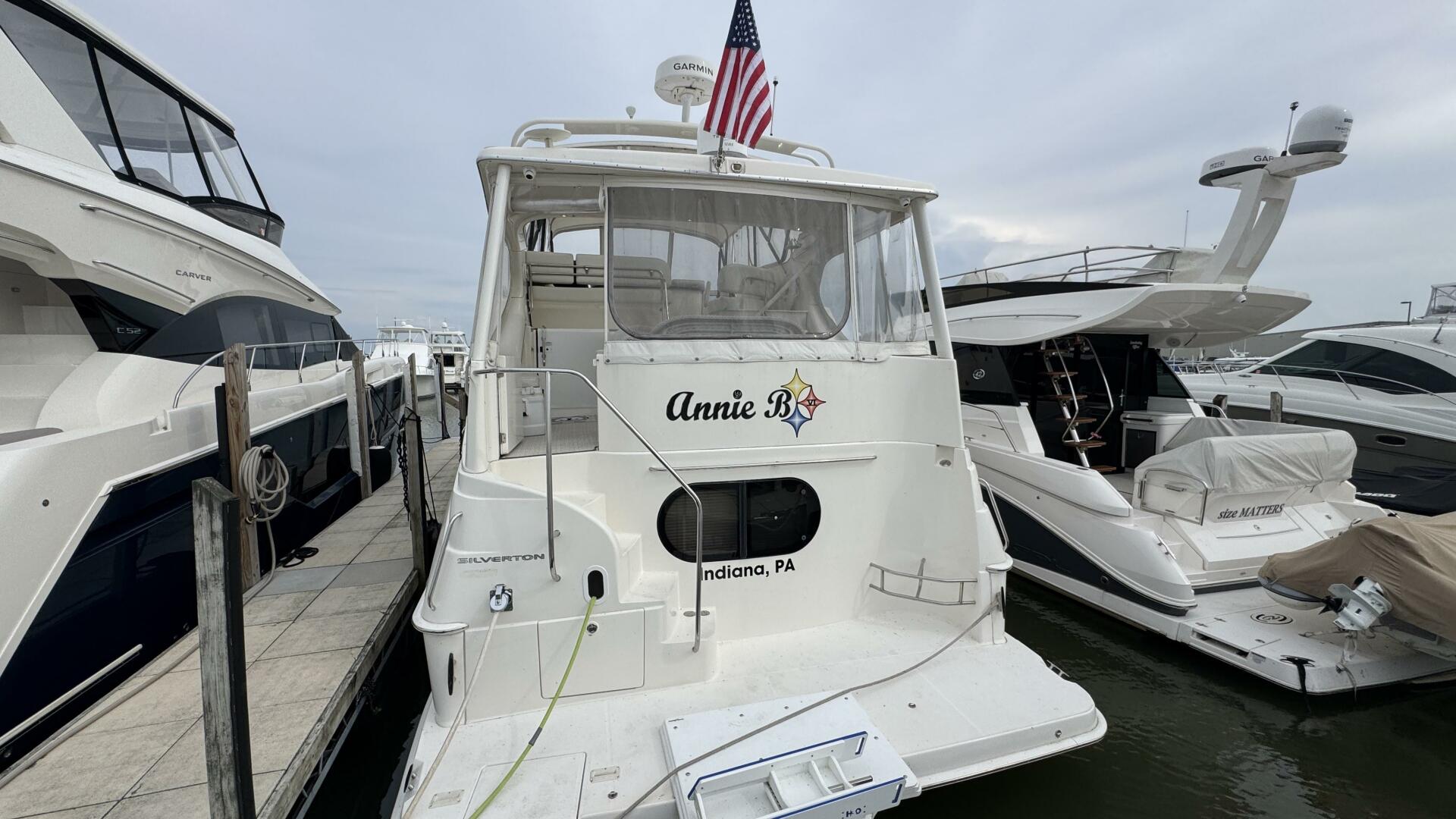 2004 Silverton 43 motor yacht