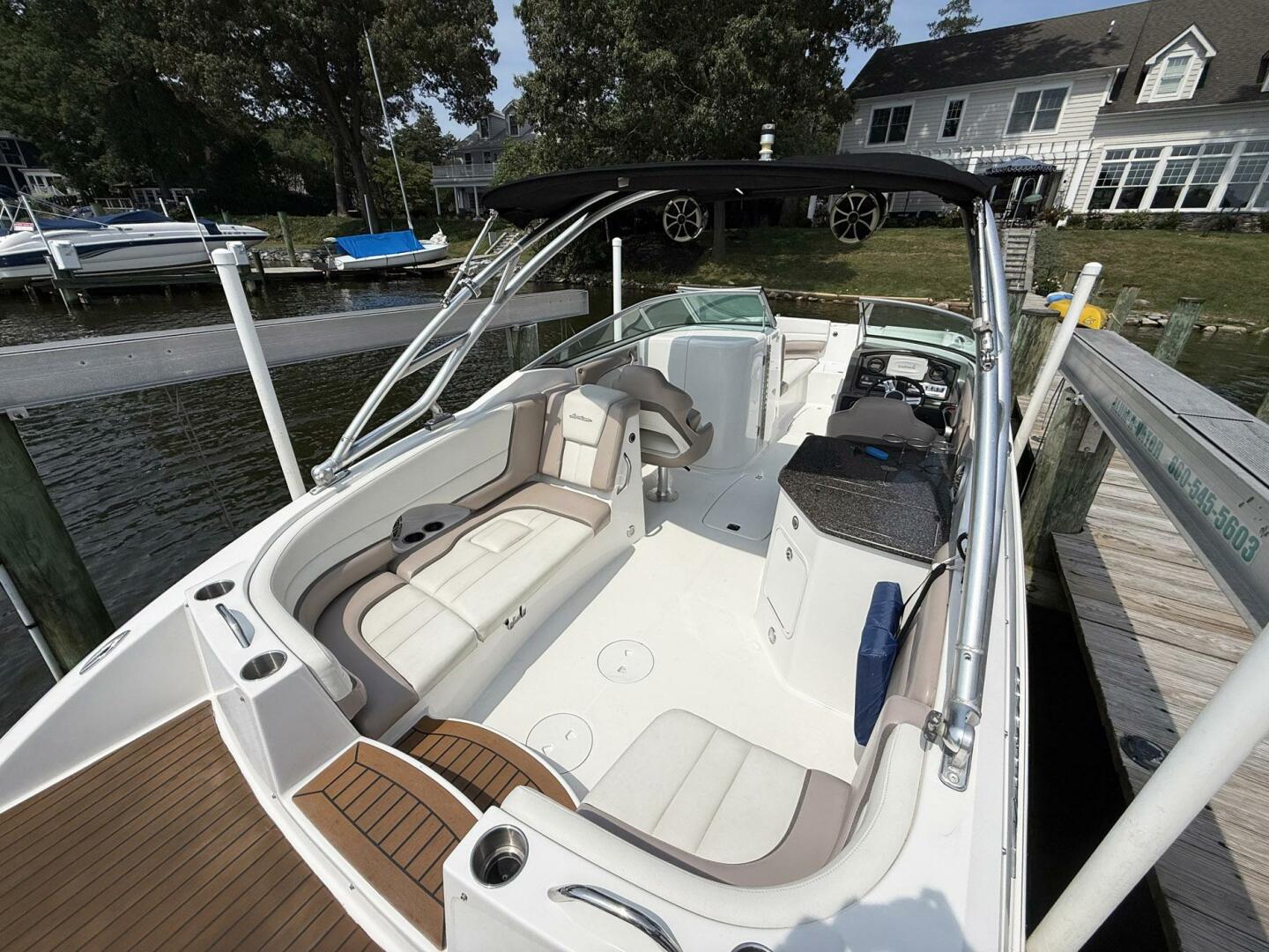 26ft Hurricane Yacht For Sale