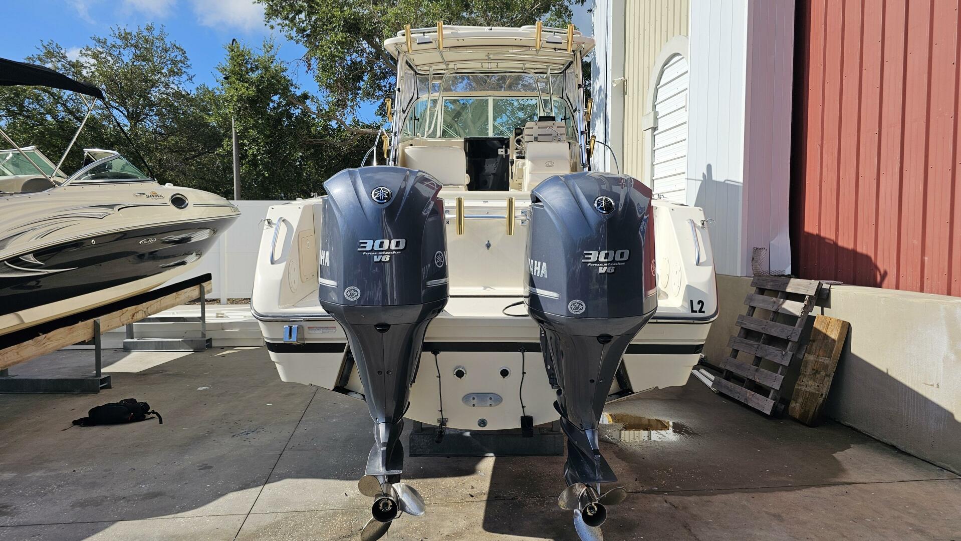 Less Worries 30ft Pursuit Yacht For Sale
