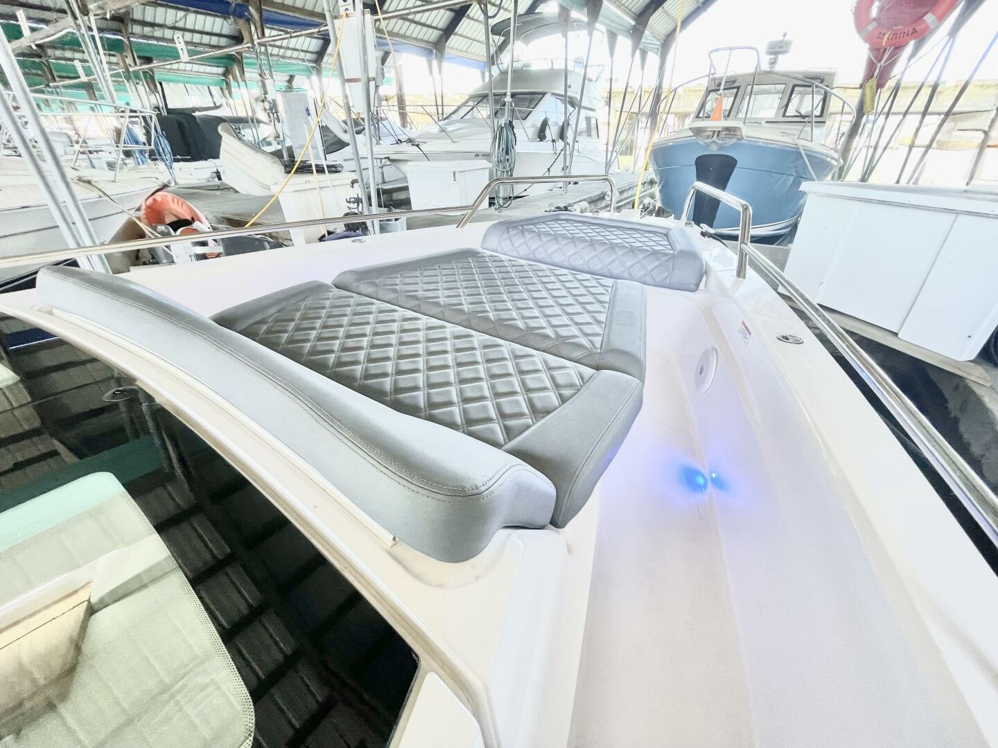 37ft Axopar Yacht For Sale
