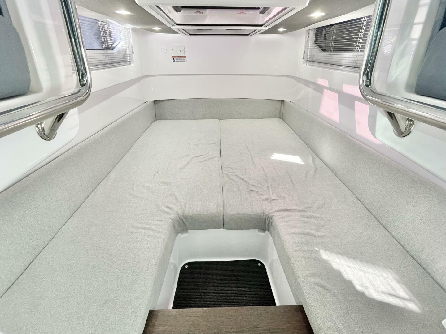 37ft Axopar Yacht For Sale