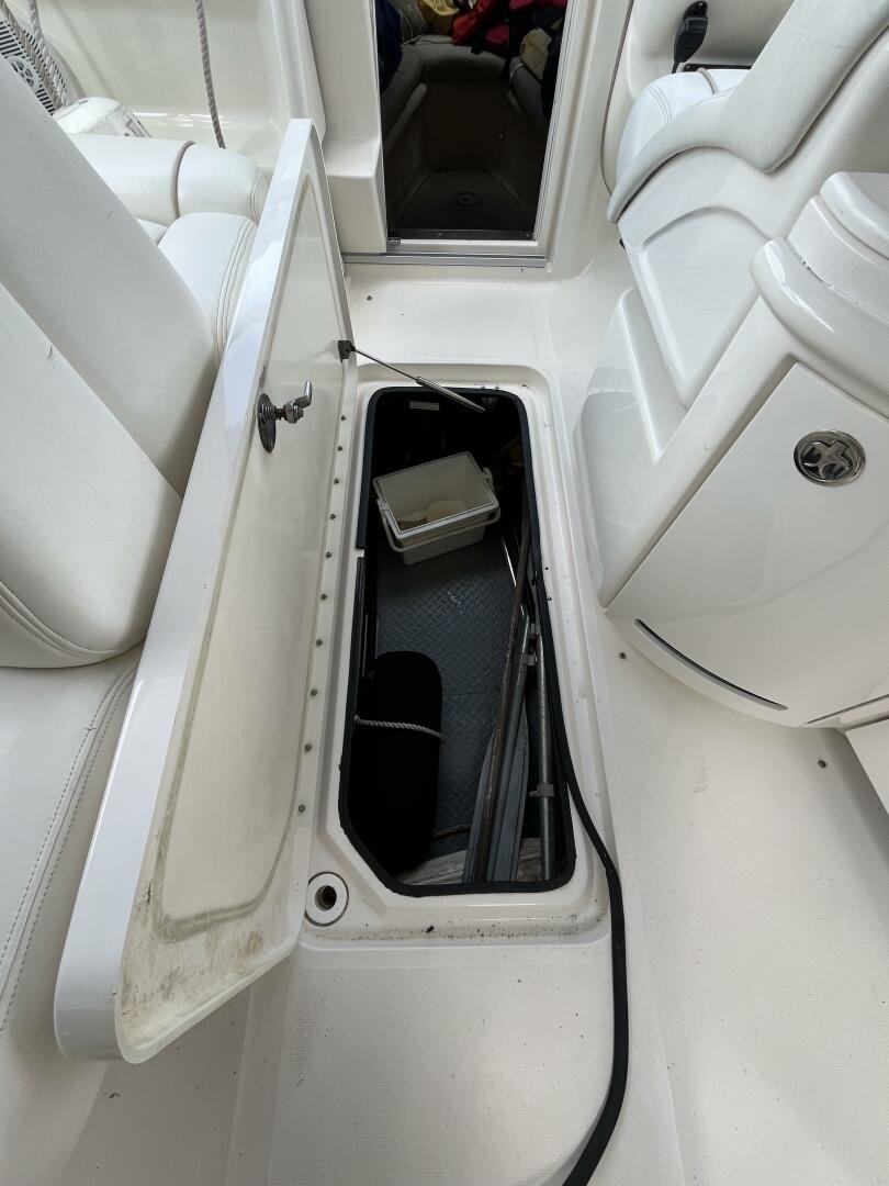 29ft Sea Ray Yacht For Sale