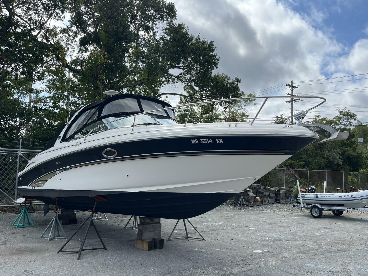 29ft Sea Ray Yacht For Sale