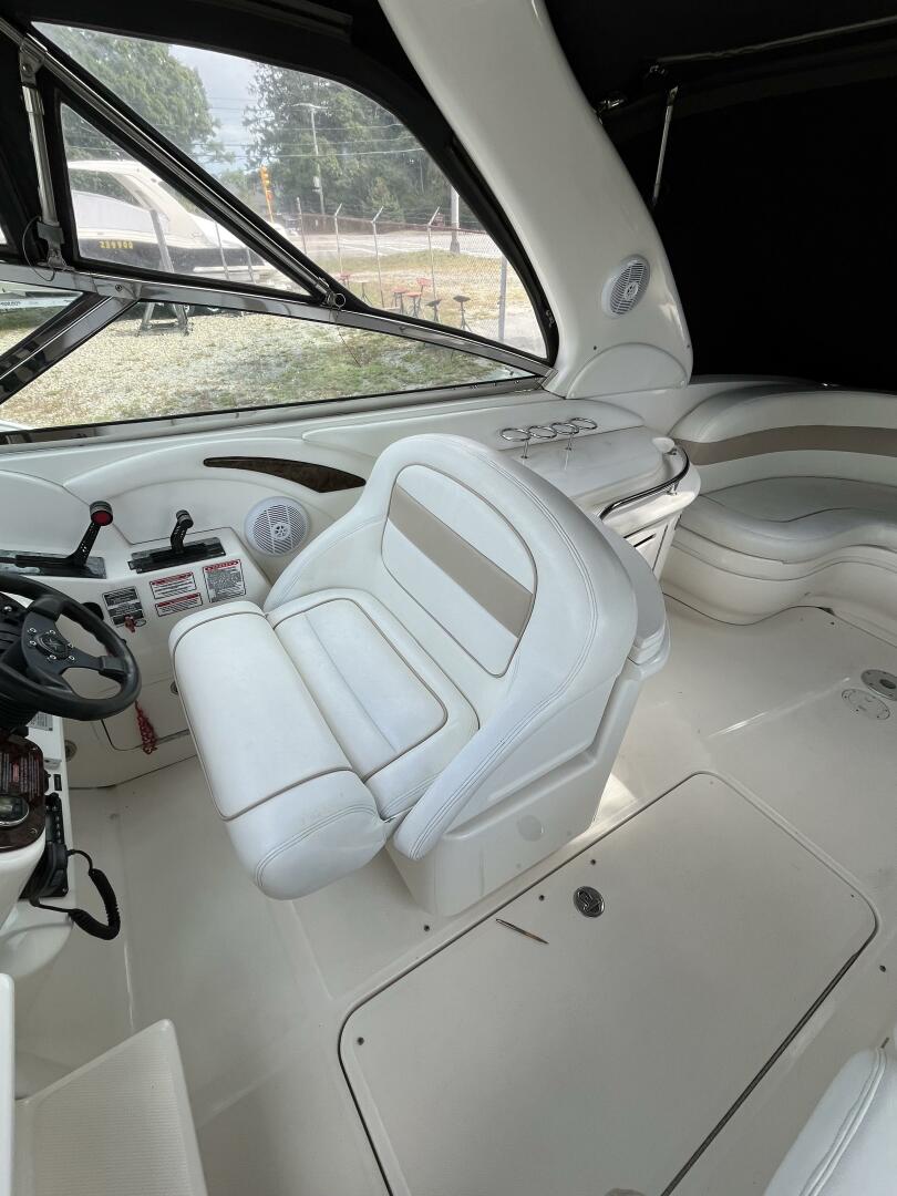 29ft Sea Ray Yacht For Sale