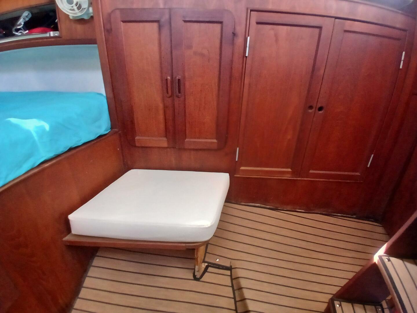 Aloha 41ft Morgan Yacht For Sale