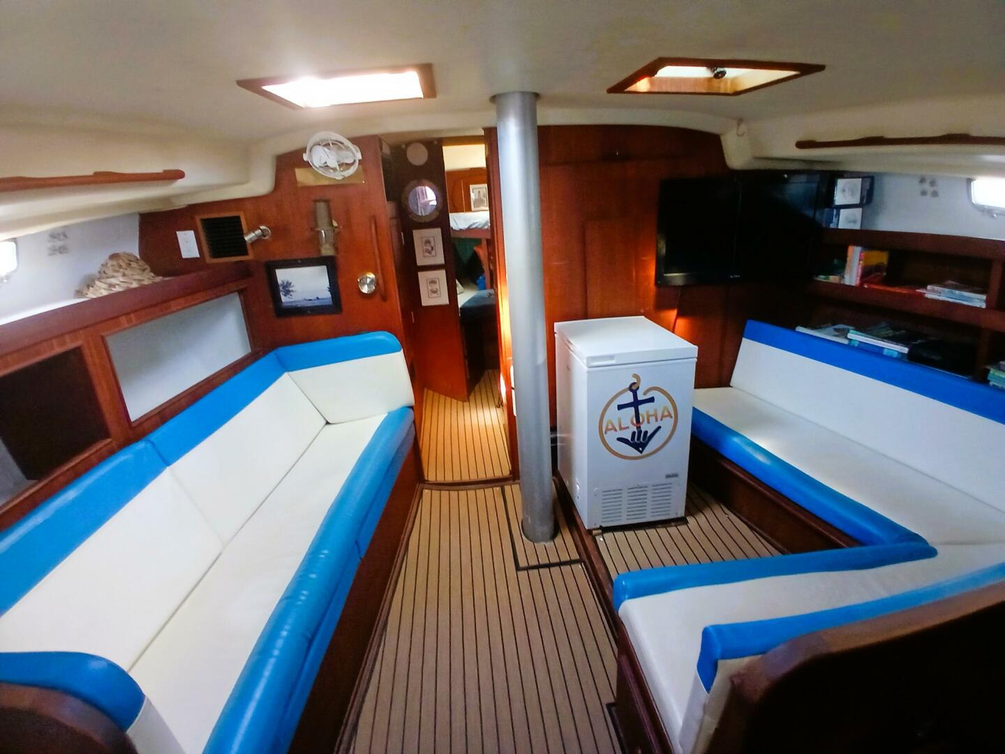 Aloha 41ft Morgan Yacht For Sale