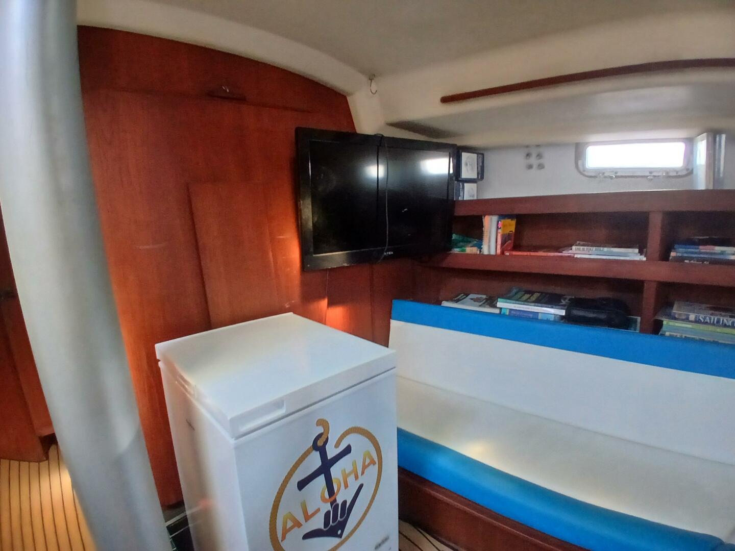 Aloha 41ft Morgan Yacht For Sale