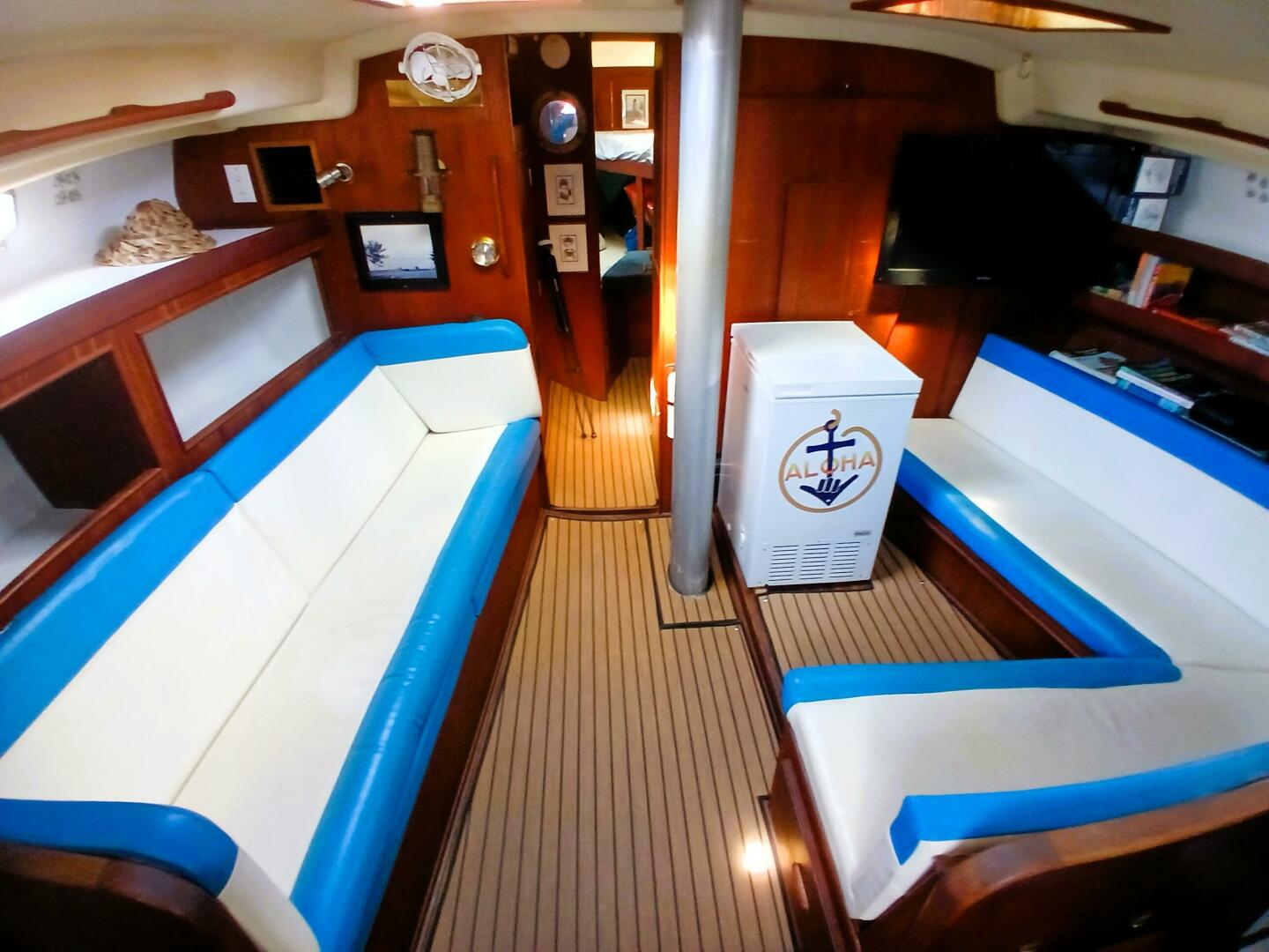 Aloha 41ft Morgan Yacht For Sale