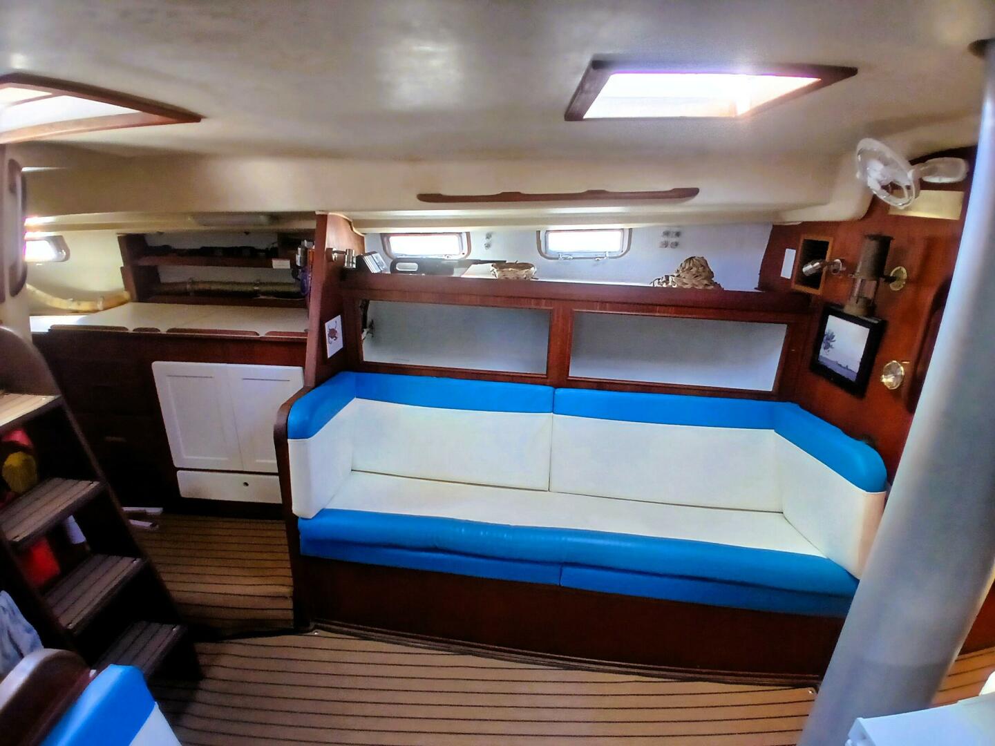 Aloha 41ft Morgan Yacht For Sale