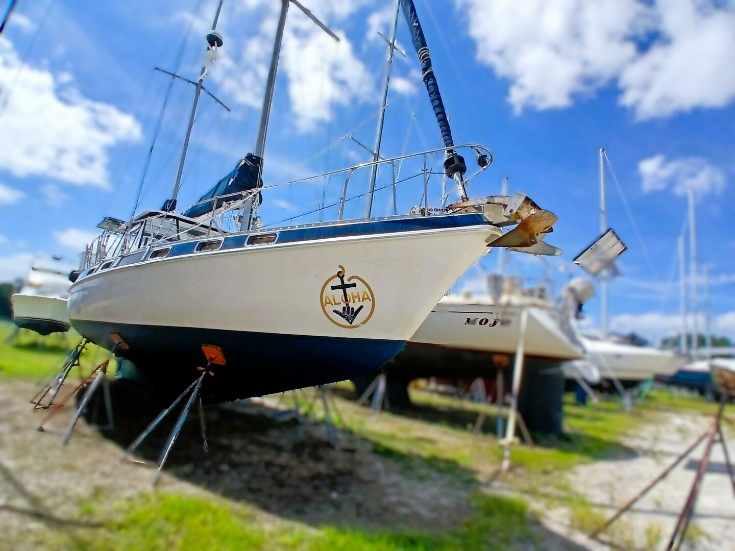 Aloha 41ft Morgan Yacht For Sale
