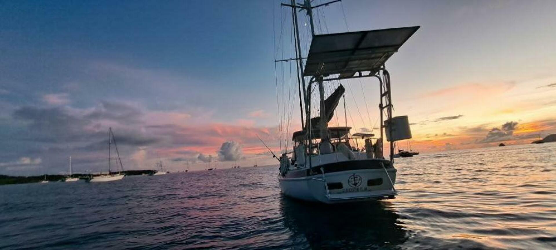 Aloha 41ft Morgan Yacht For Sale