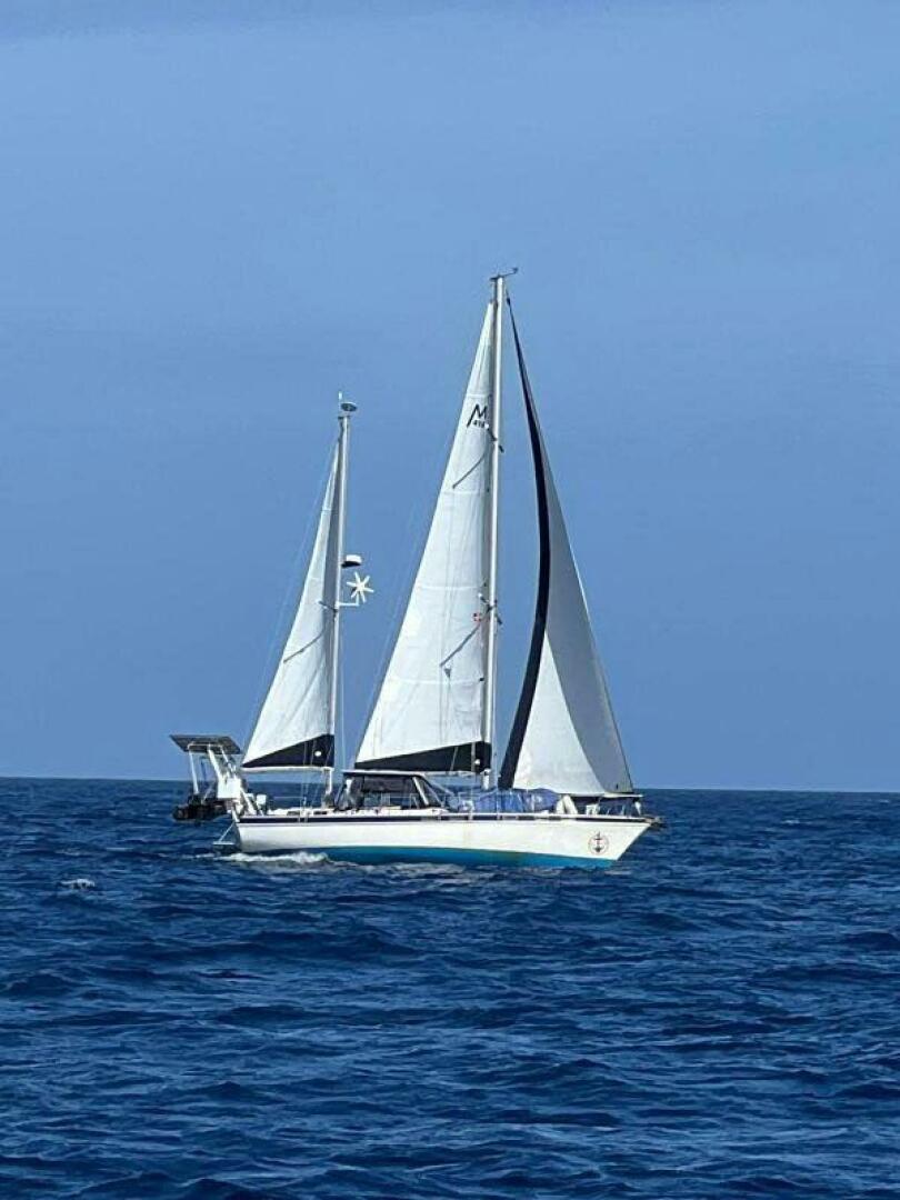Aloha 41ft Morgan Yacht For Sale