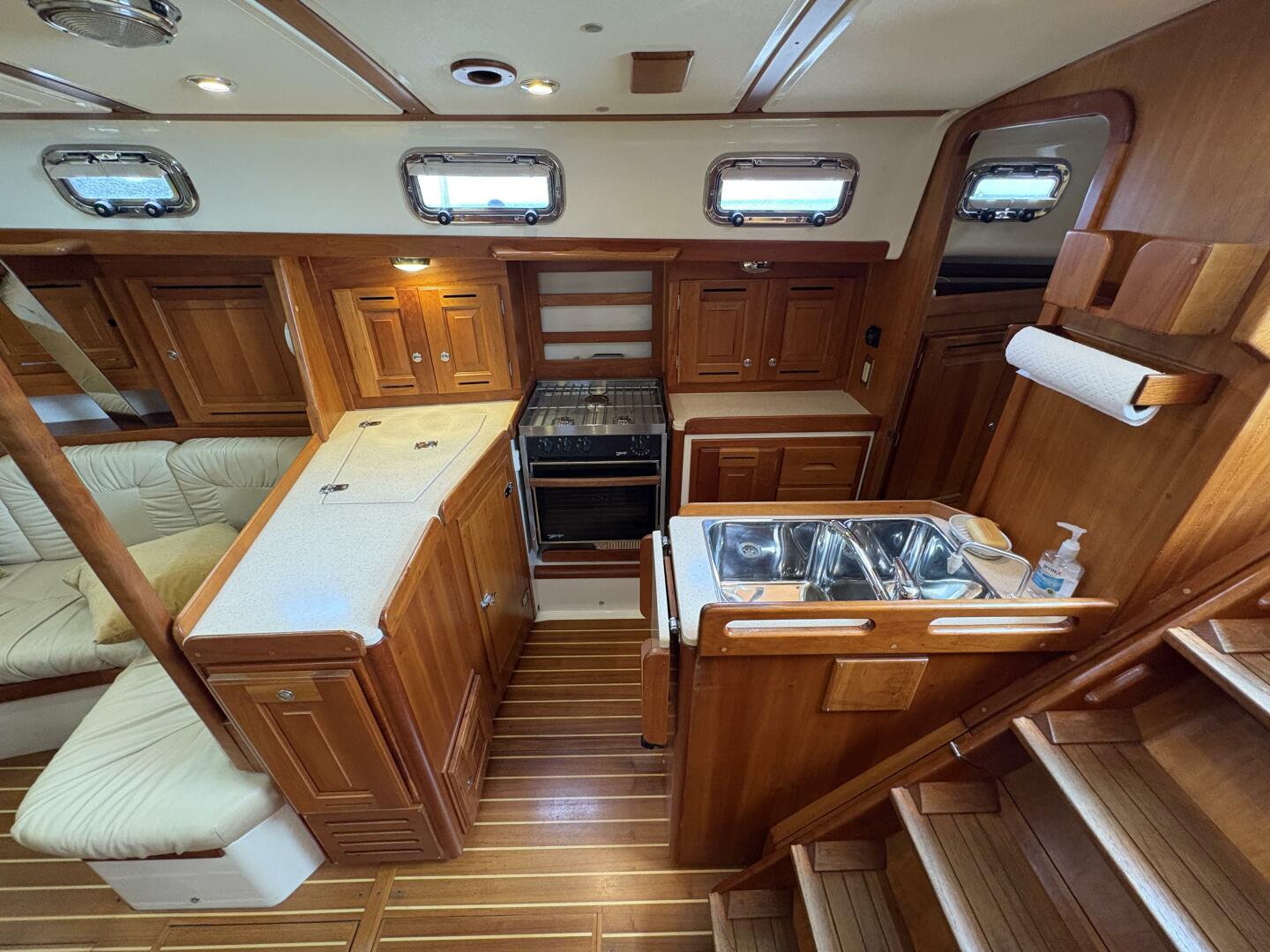 Nightwatch 37ft Tartan Yacht For Sale