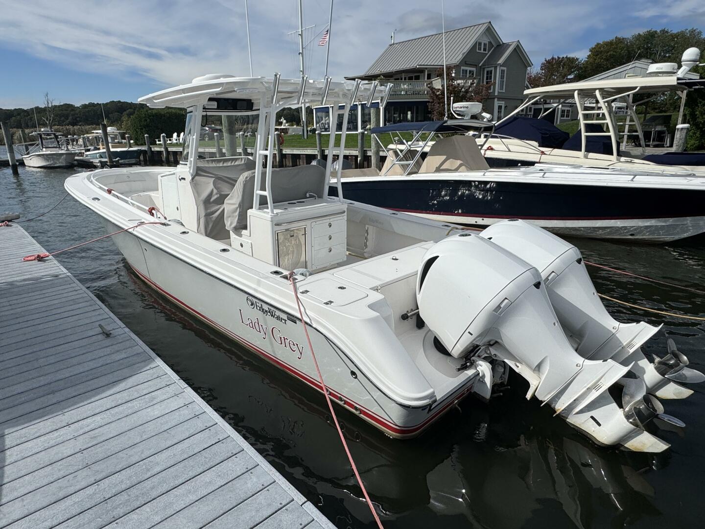 32ft Edgewater Yacht For Sale