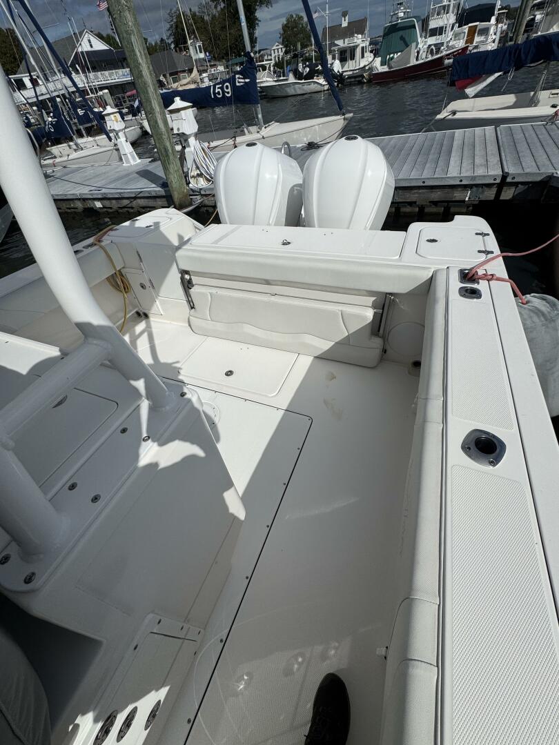 32ft Edgewater Yacht For Sale