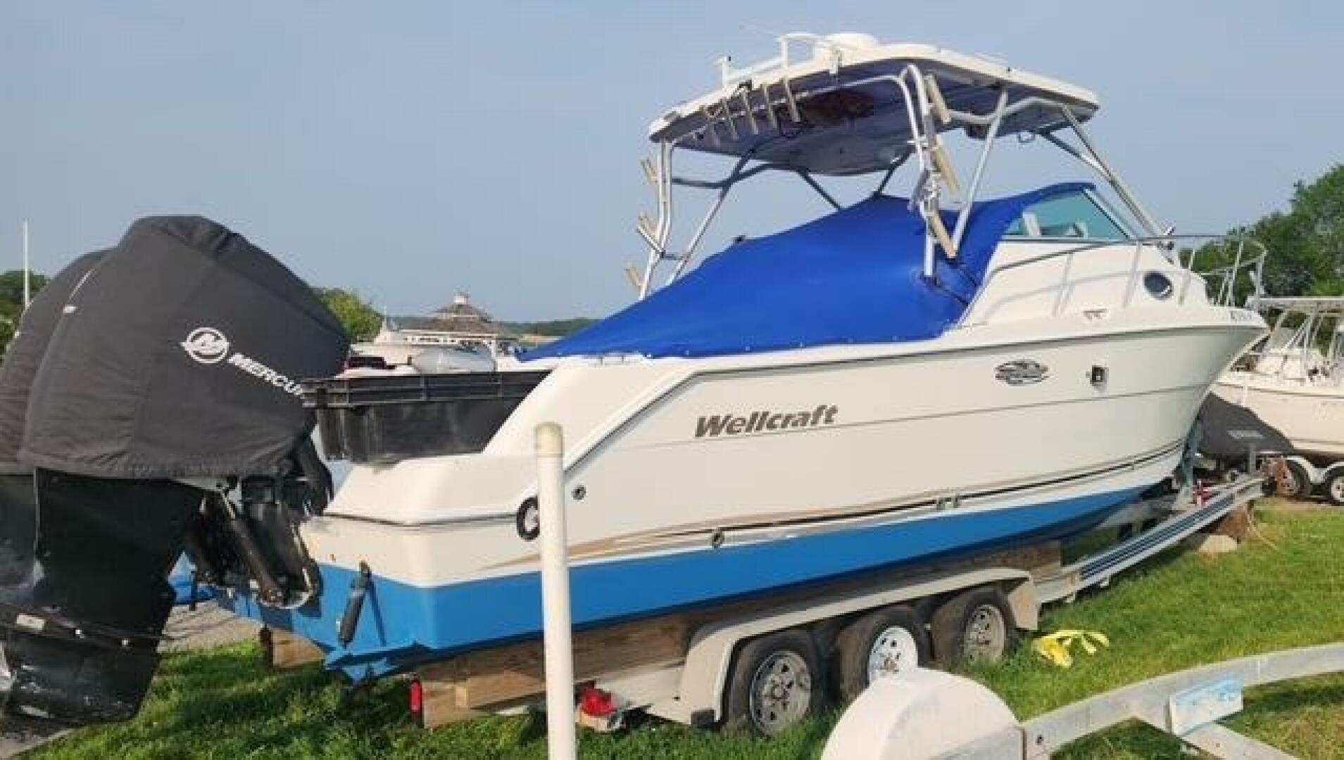 29ft Wellcraft Yacht For Sale