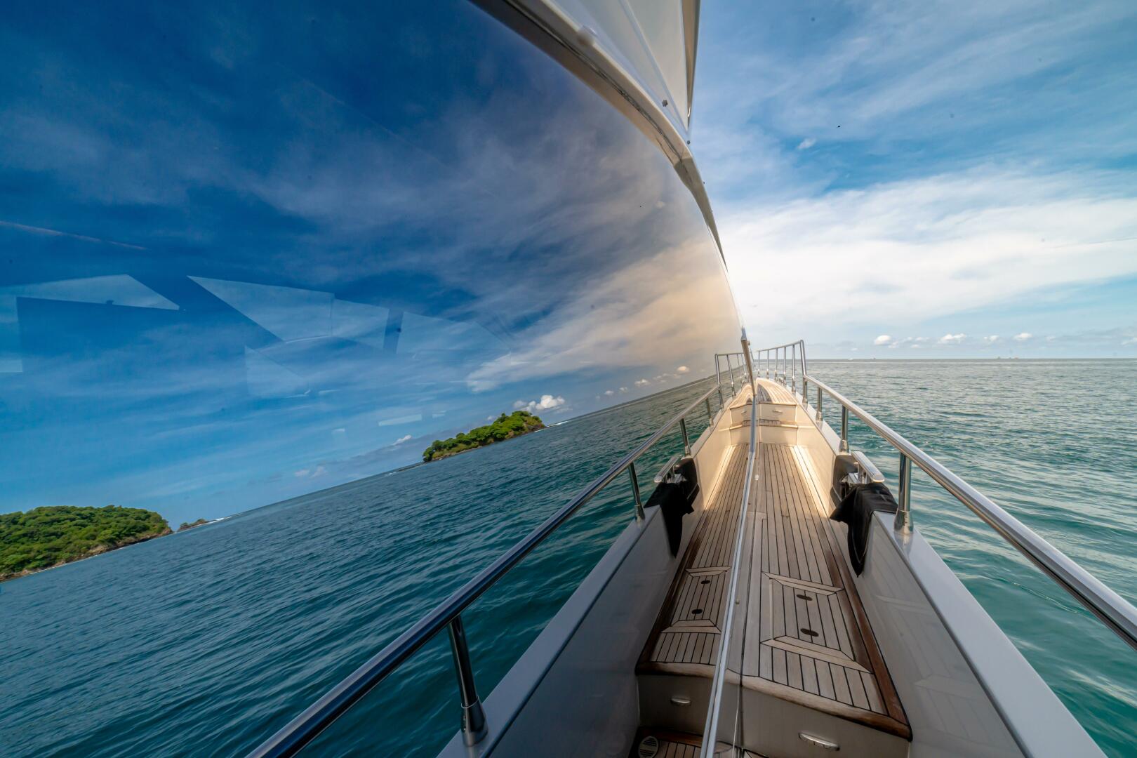 2017 Azimut 77 