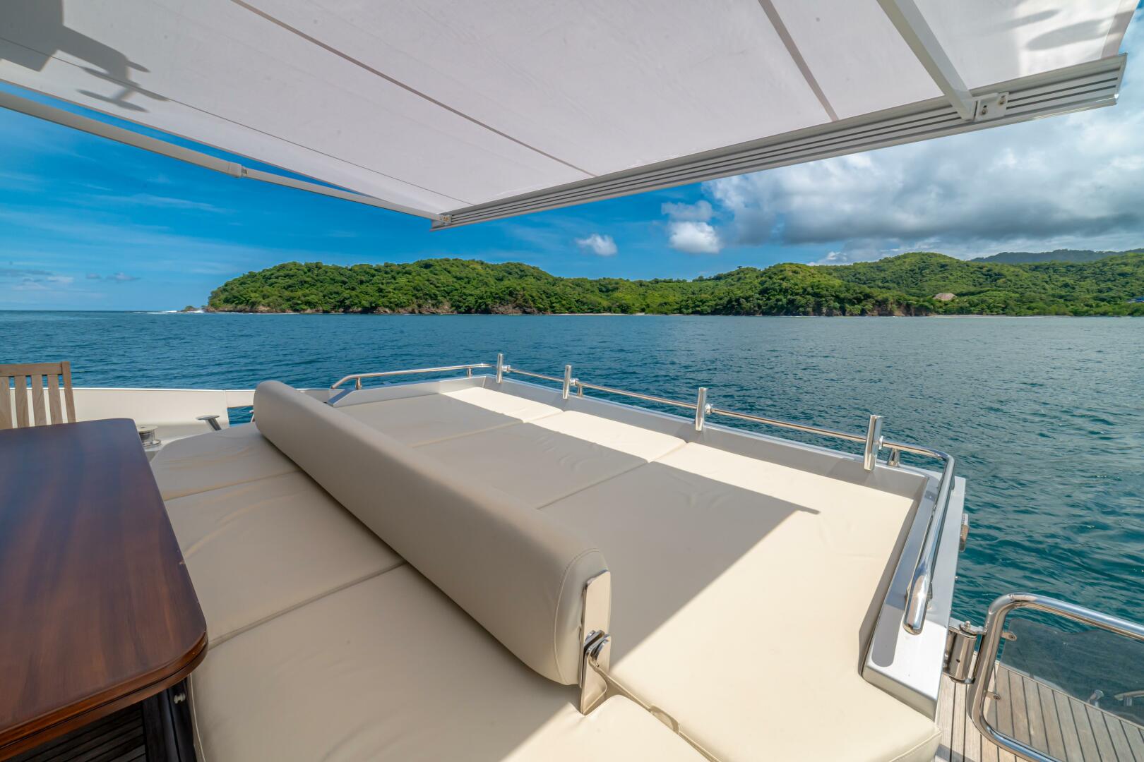 2017 Azimut 77 
