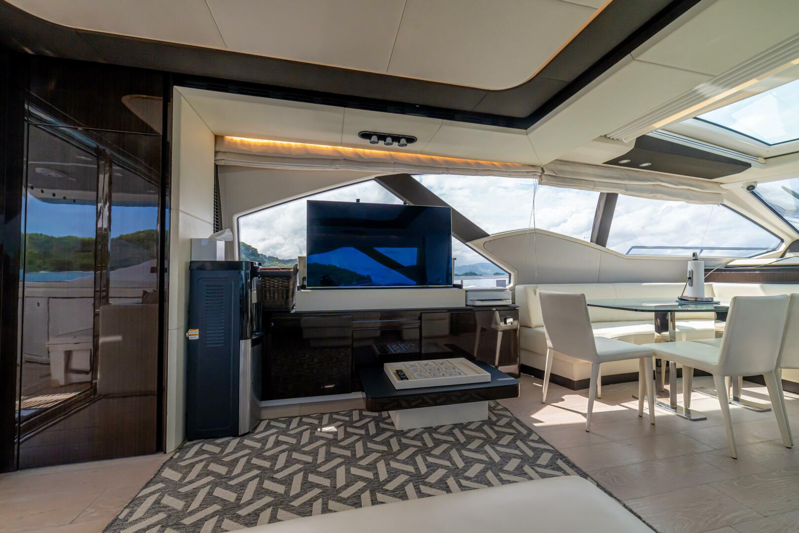 2017 Azimut 77 