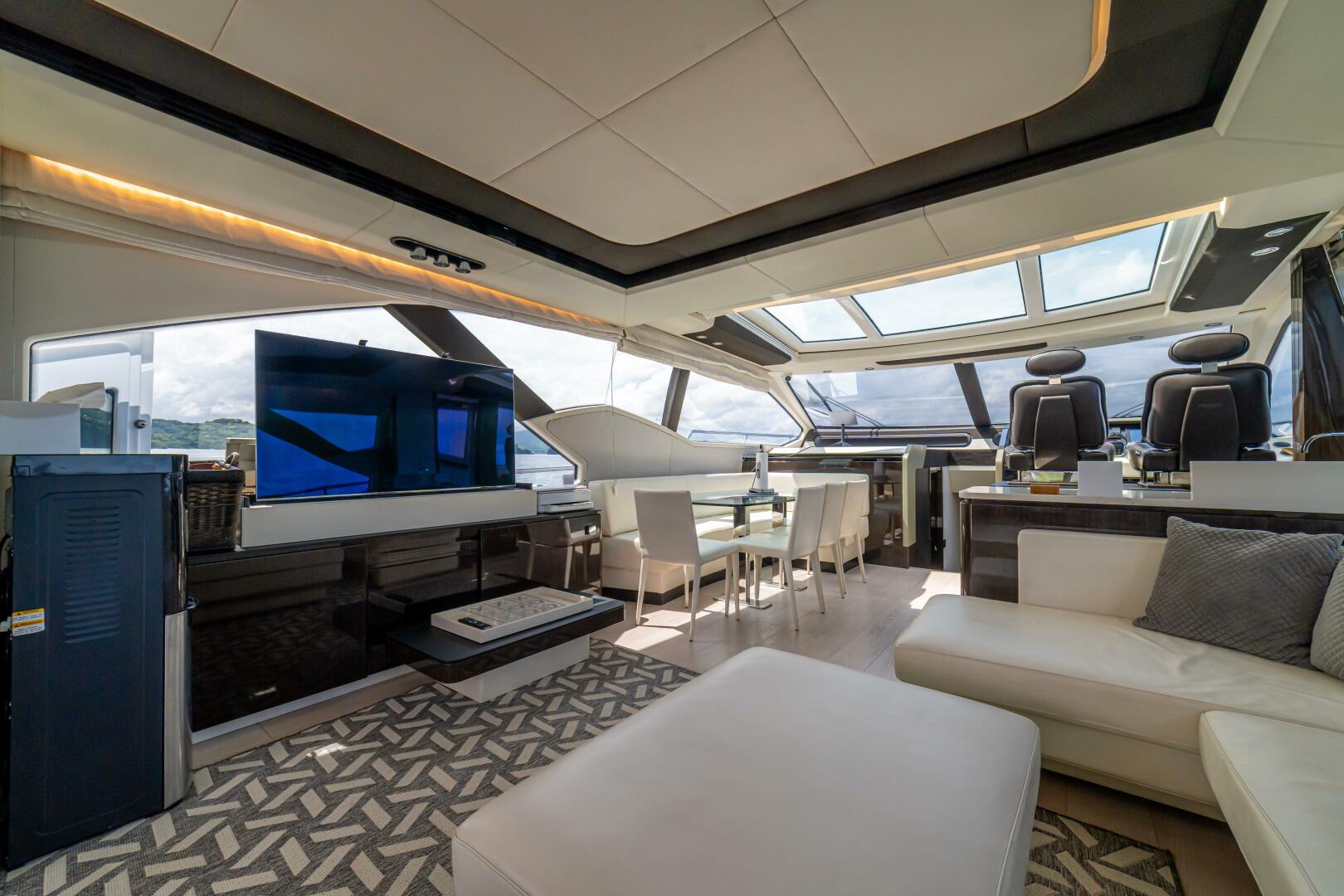2017 Azimut 77 