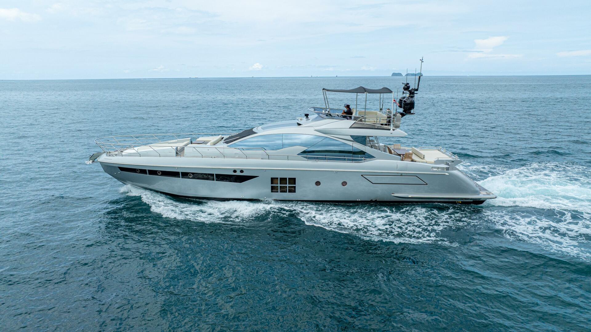 2017 Azimut 77 