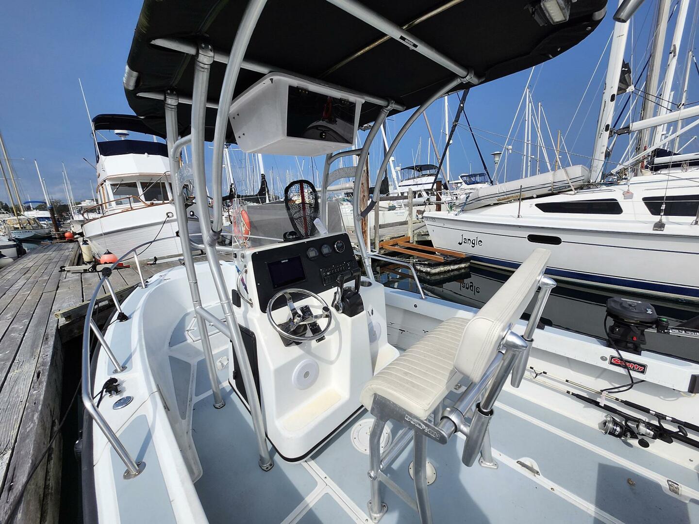 20ft Boston Whaler Yacht For Sale