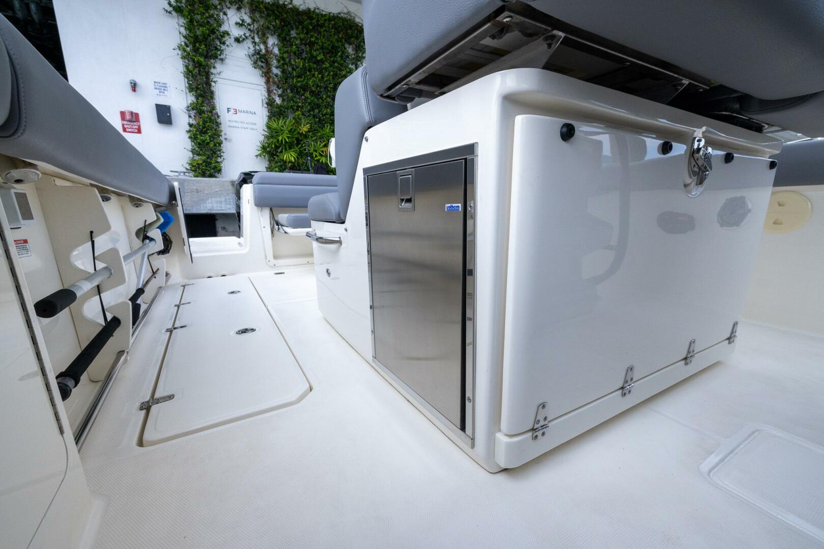 REEL DANCER 33ft Boston Whaler Yacht For Sale
