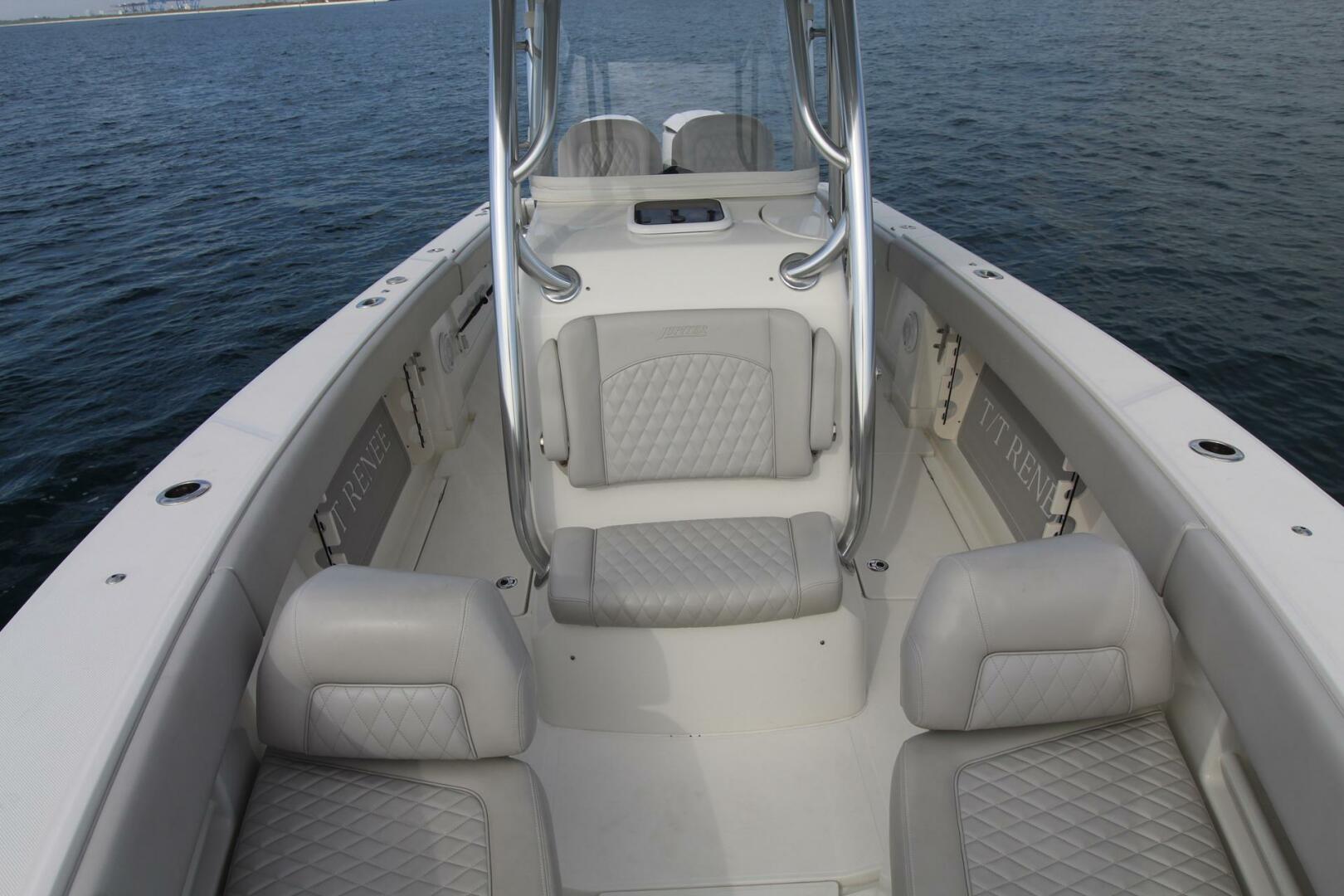 30ft Jupiter Yacht For Sale