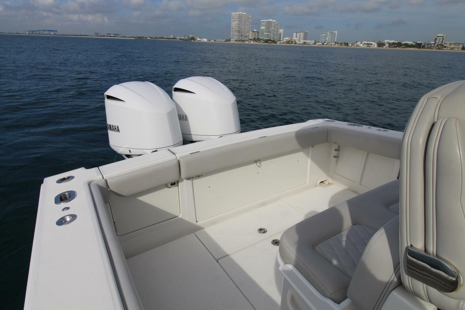 30ft Jupiter Yacht For Sale