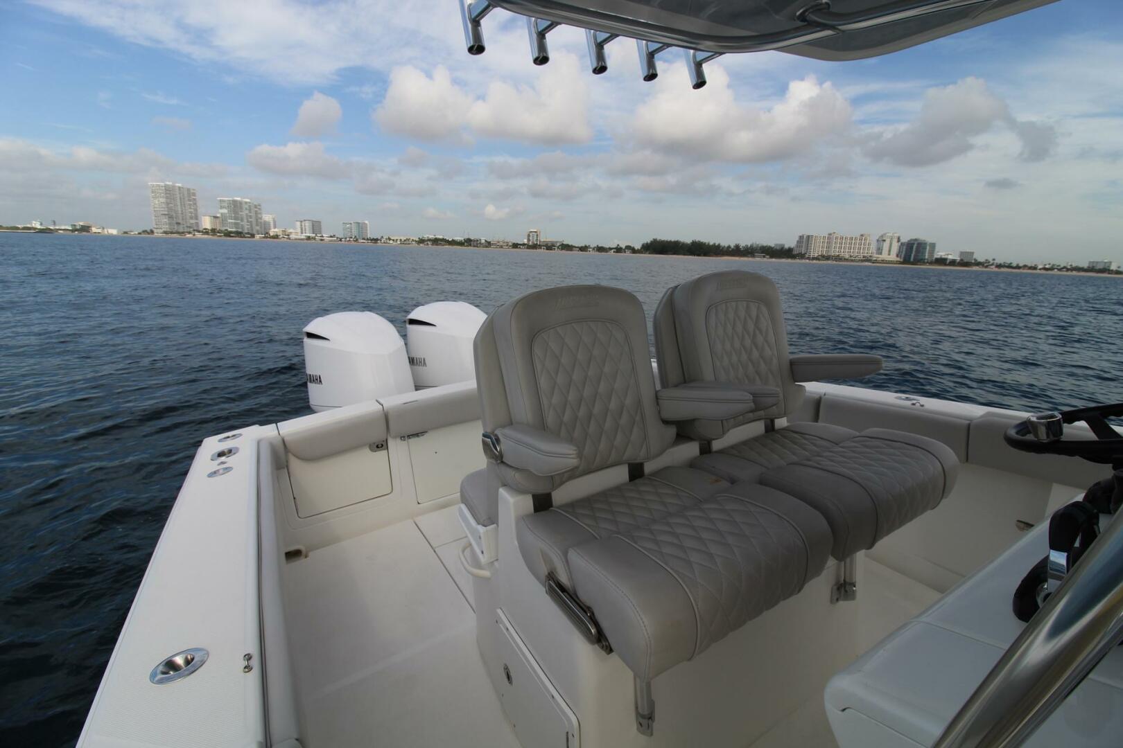 30ft Jupiter Yacht For Sale