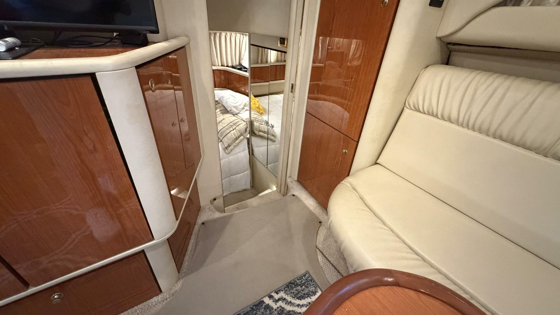 Our Way 38ft Sea Ray Yacht For Sale